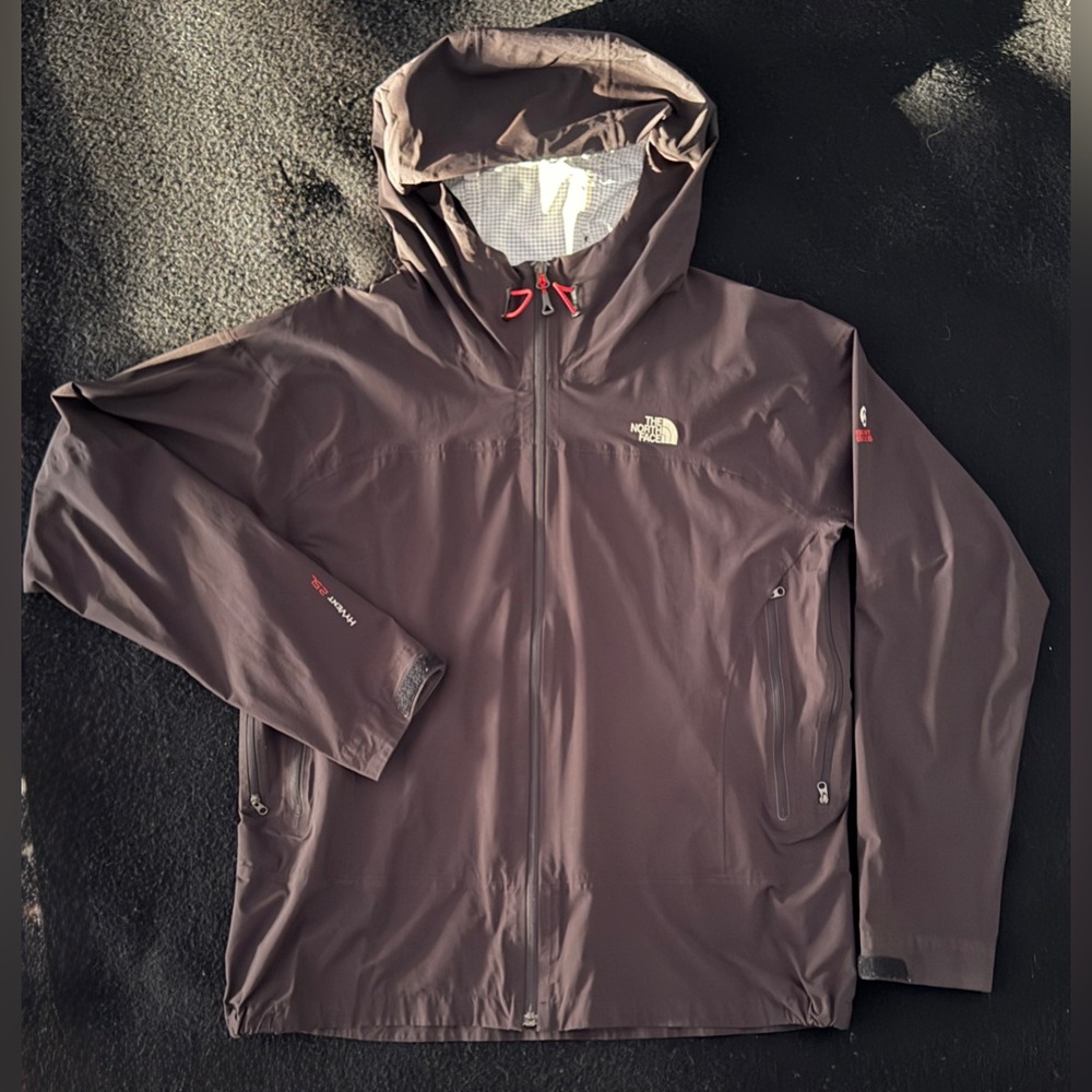 North Face Summit Series HyVent 2.5L Men’s Large Black Weather Proof Packable